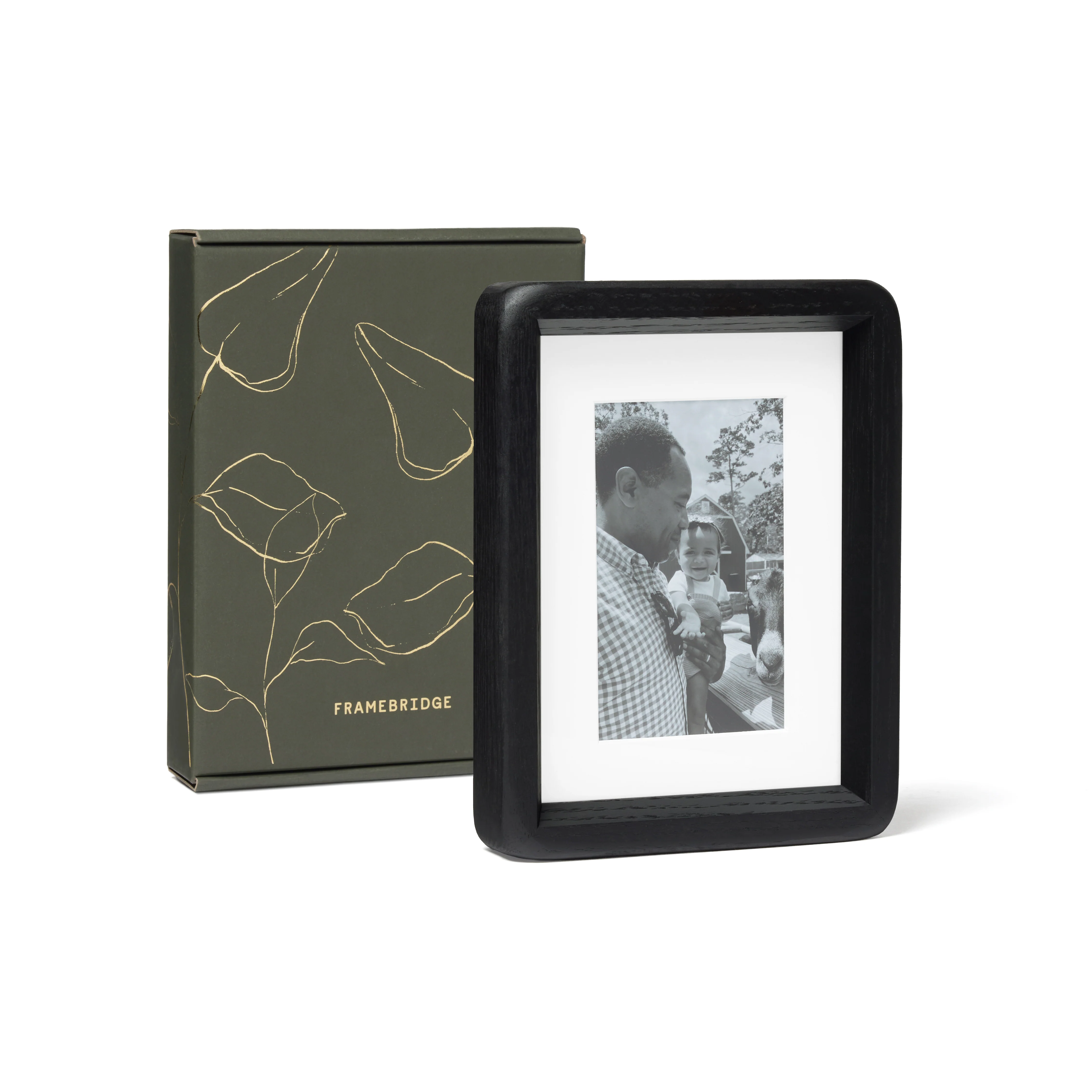 Rustic Wood Frame: 6.5x8.5 - Image 5