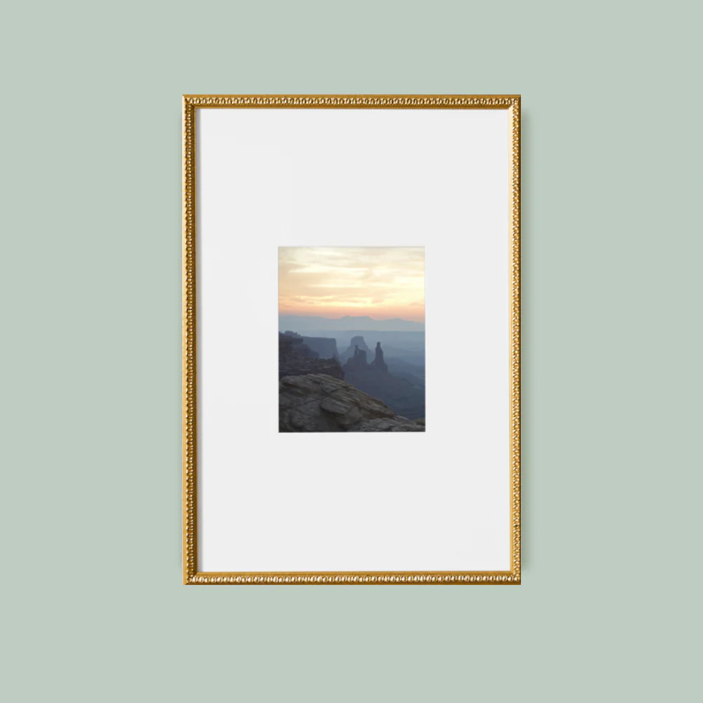 The Vertical Triptych: Single Frame - Image 10