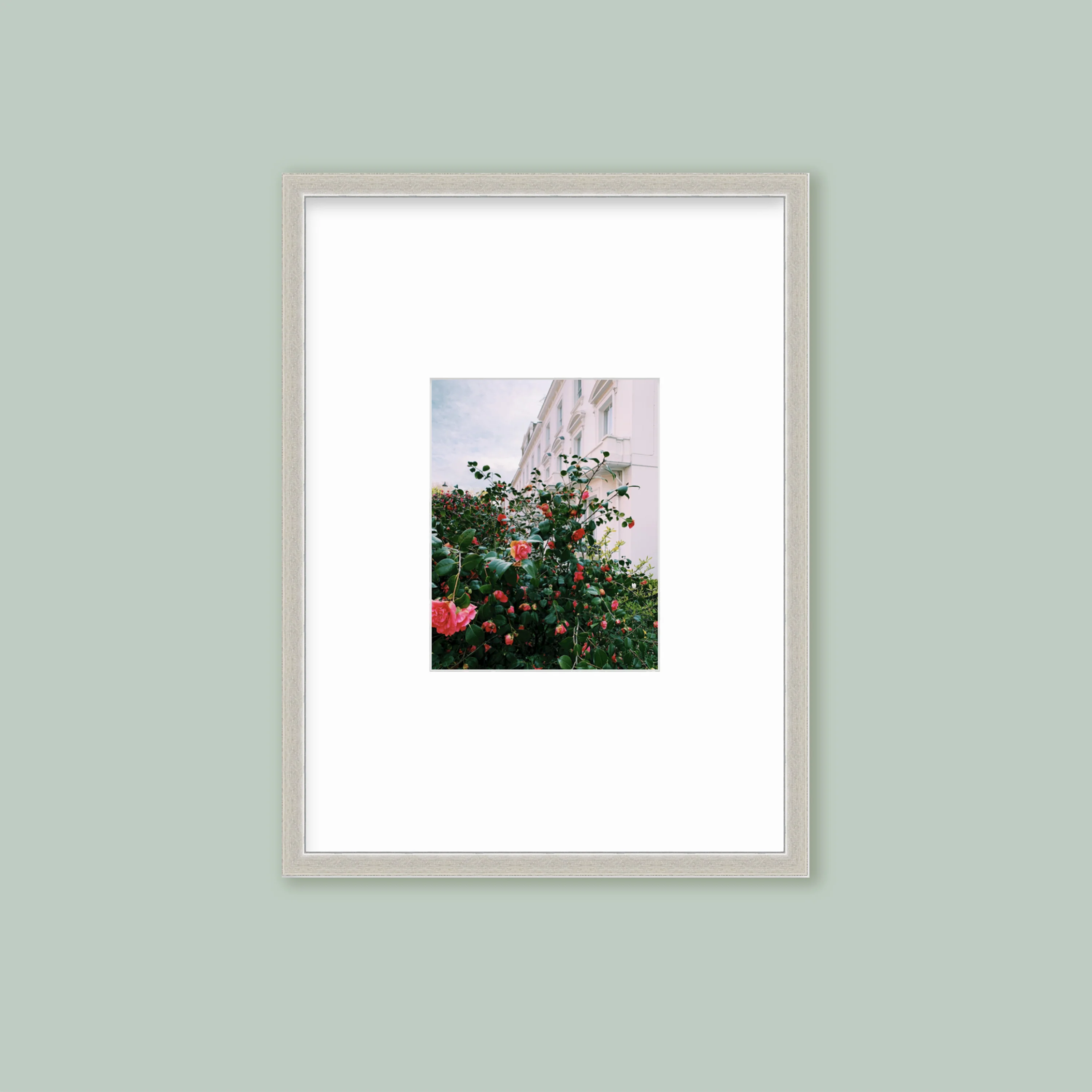 The Vertical Triptych: Single Frame - Image 2